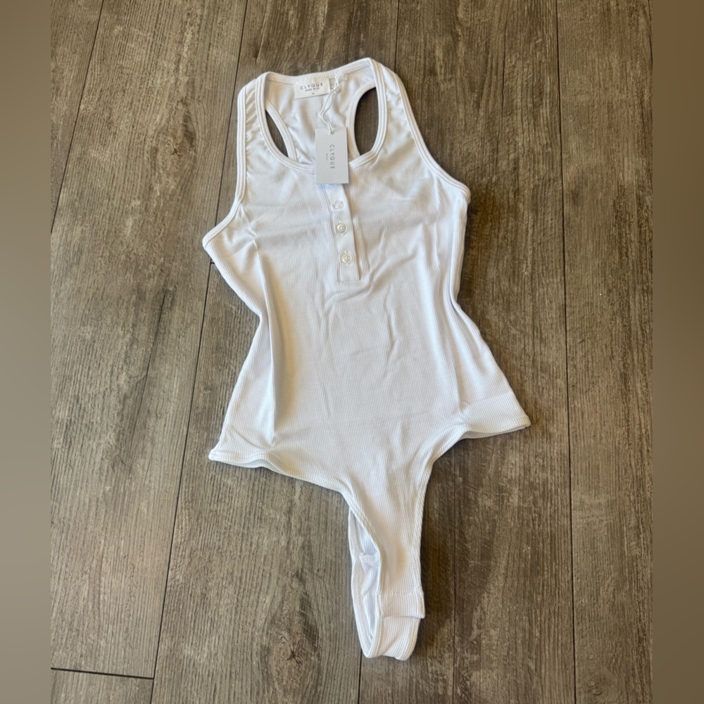 ClYQUE White Ribbed Bodysuit - Picture 6 of 13